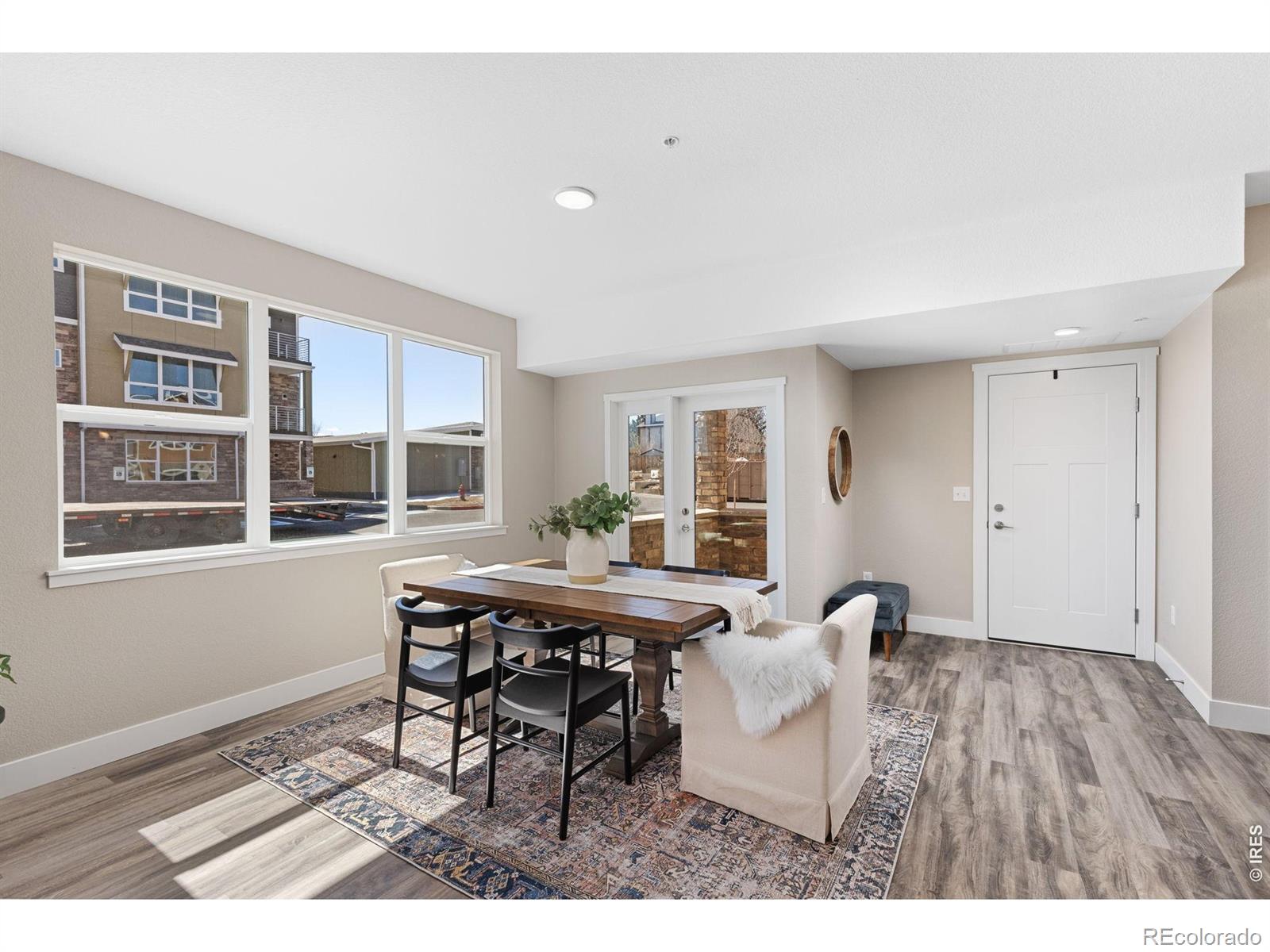 310 S Cherrywood Drive Unit 203