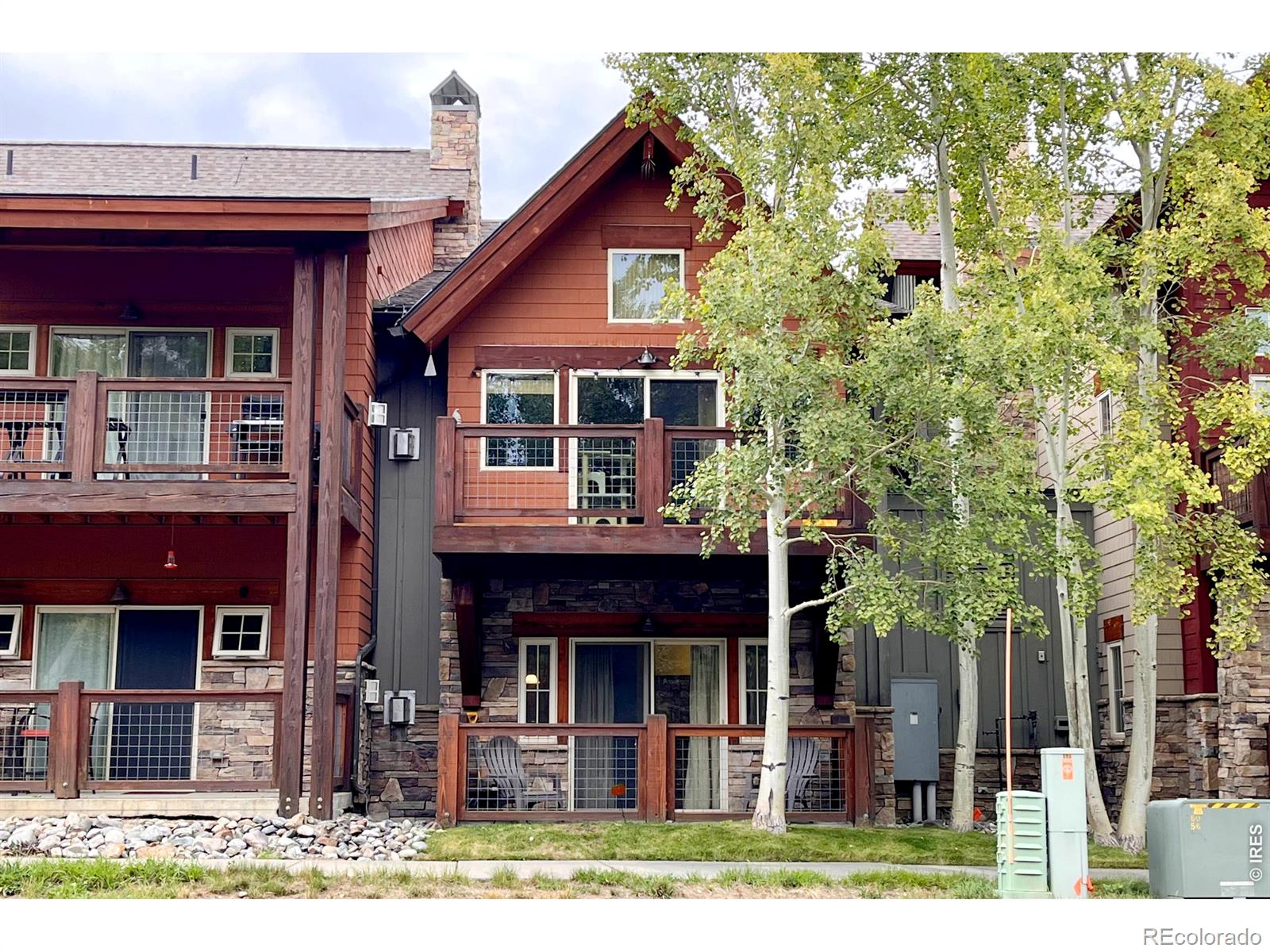 801 Lakepoint Drive Unit B11