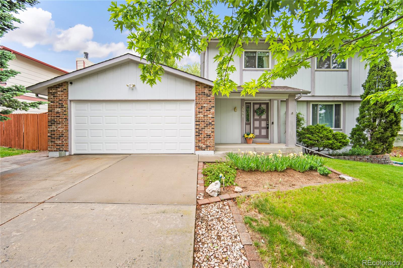 2998 Westcliff Circle