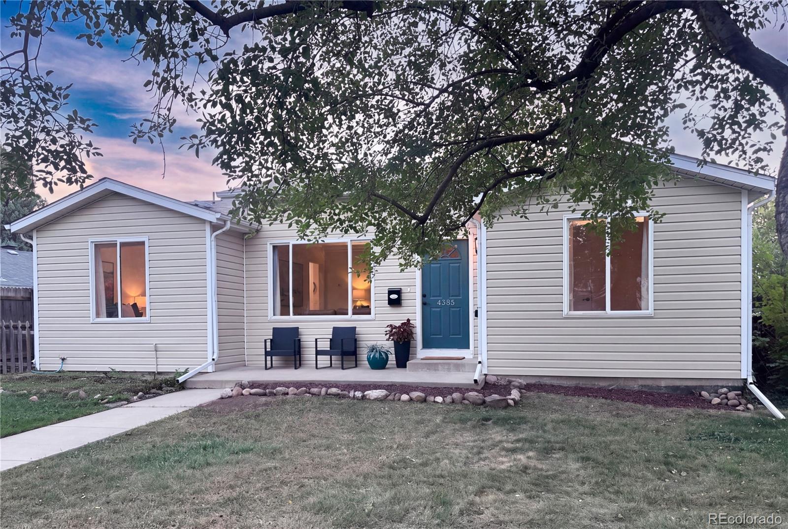 4385 S Clarkson