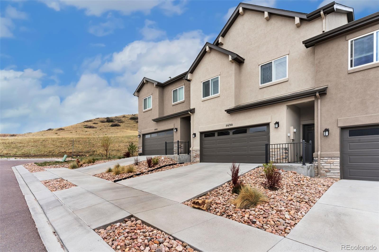 5690 Villa Lorenzo