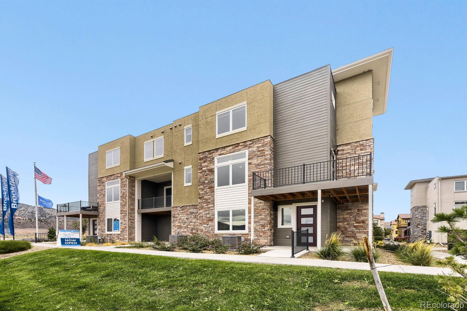 15573 W Washburn Drive