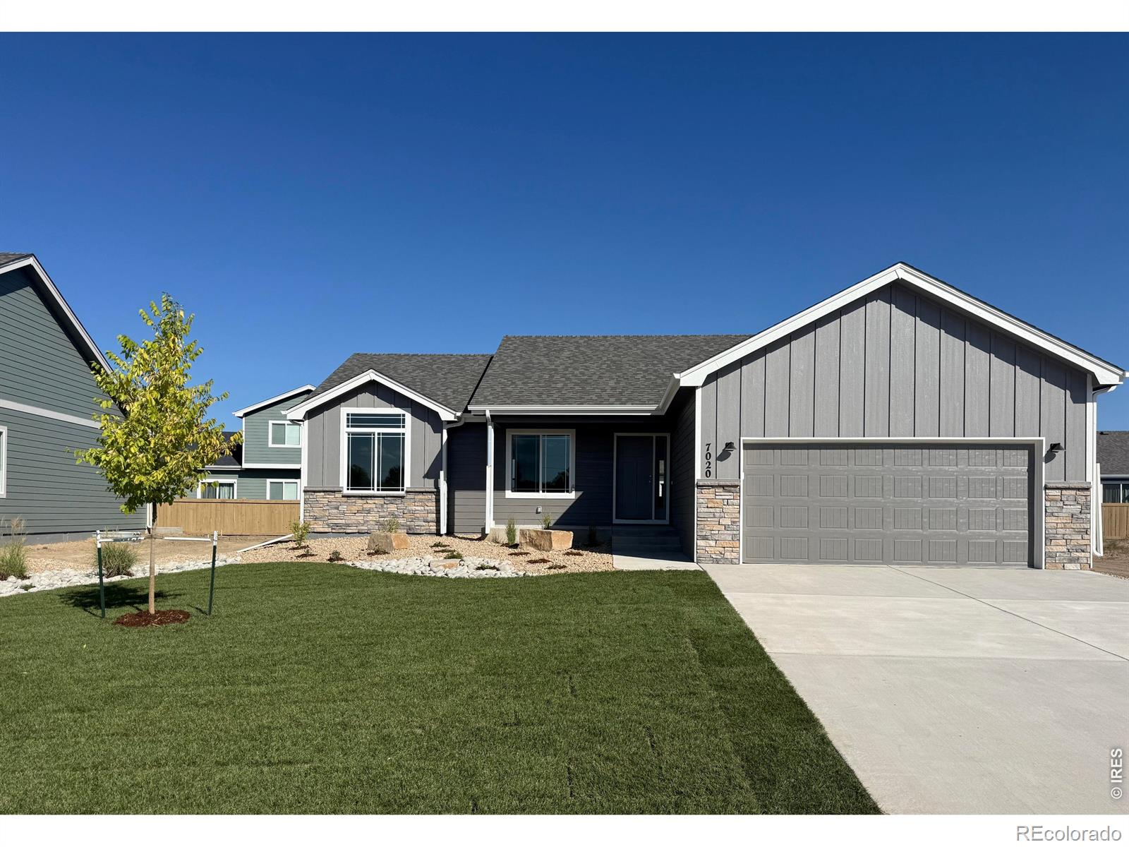 7020 Gateway Crossing Street