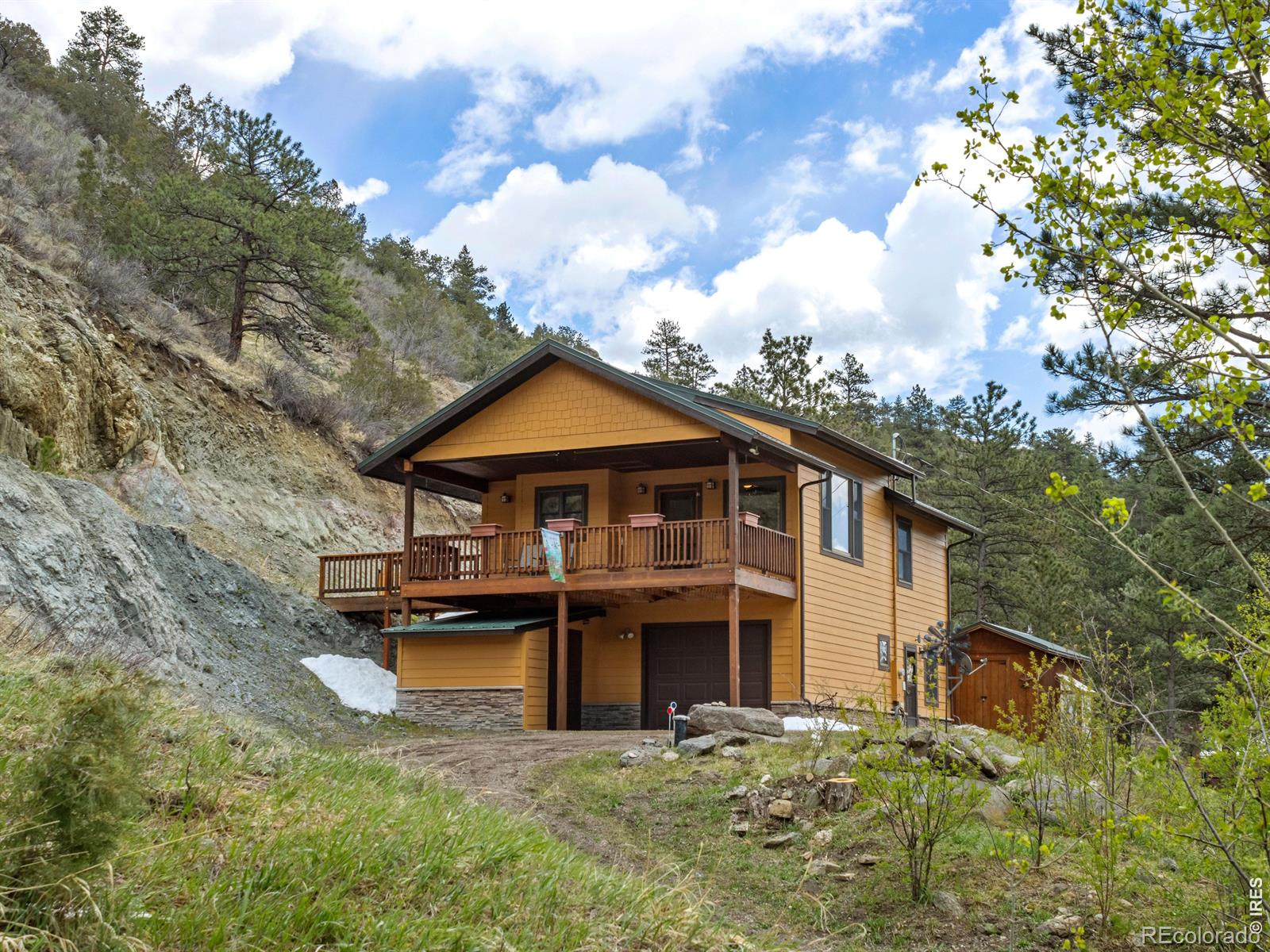1002 Streamside Drive