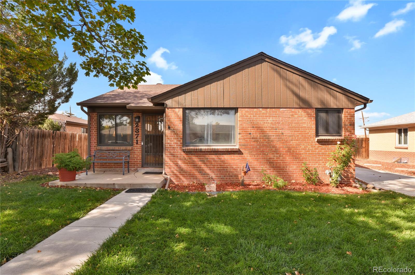 2371 Joliet Street