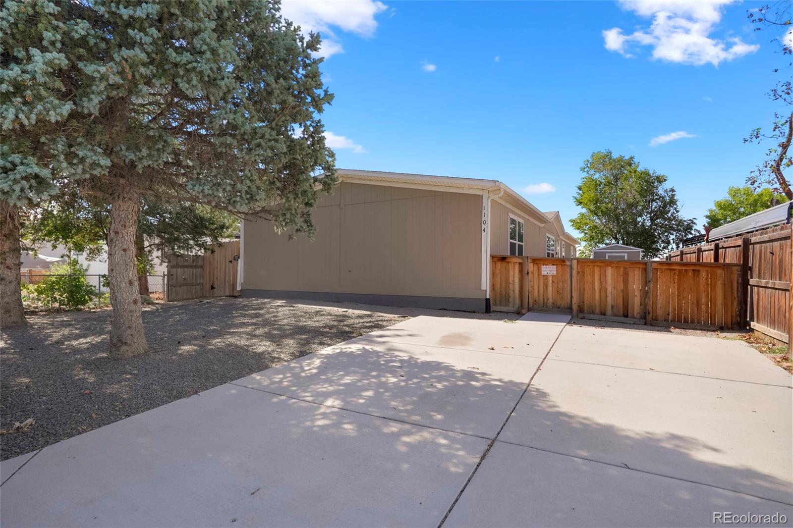 1104 MacDavidson Circle