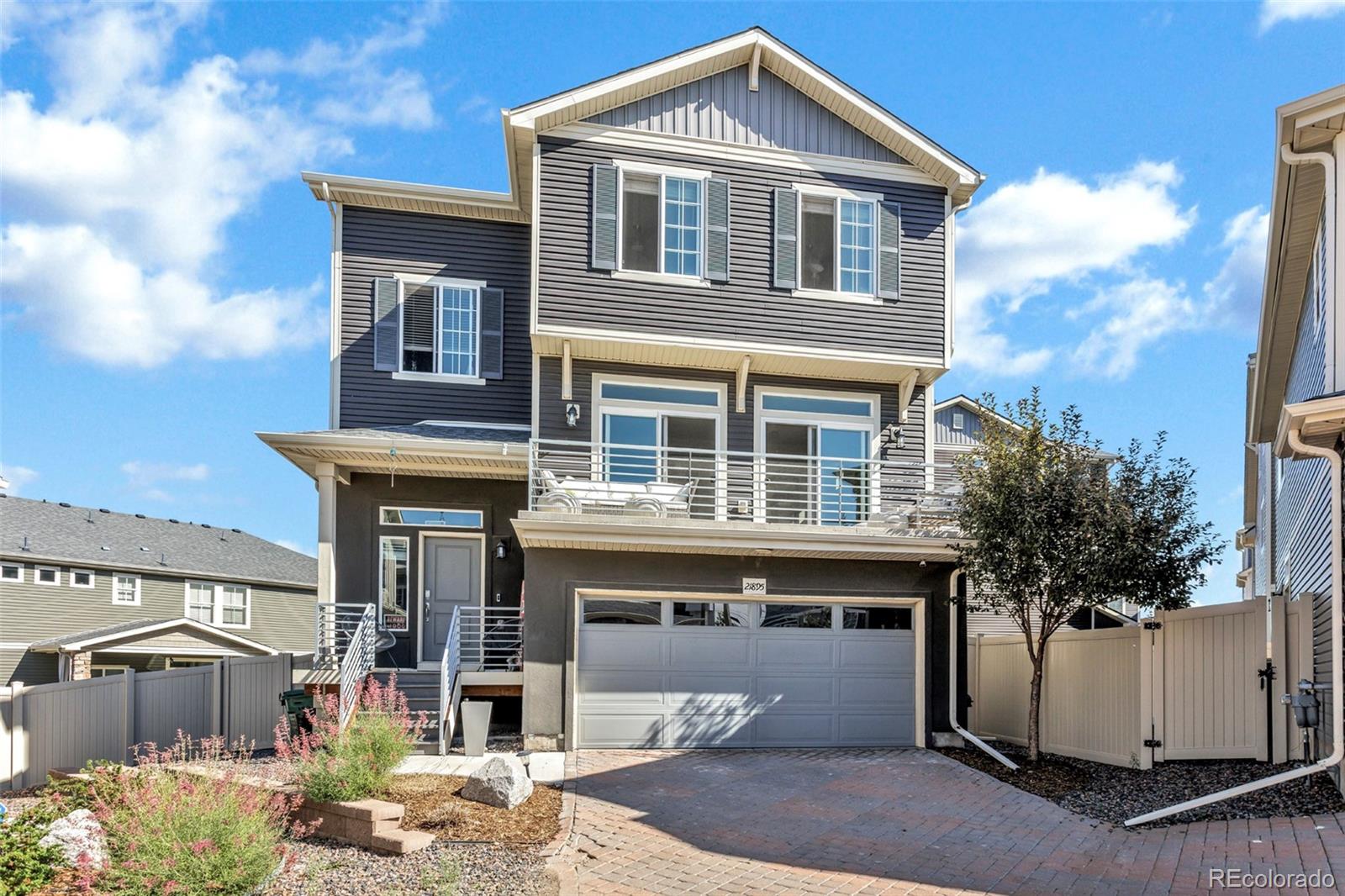 21895 E 44th Place