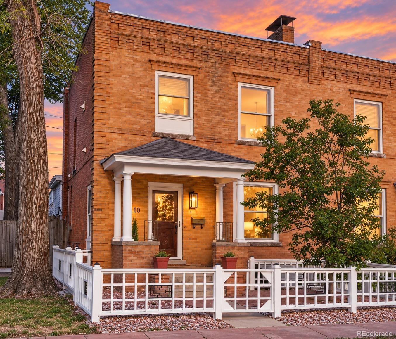 10 S Lincoln Street