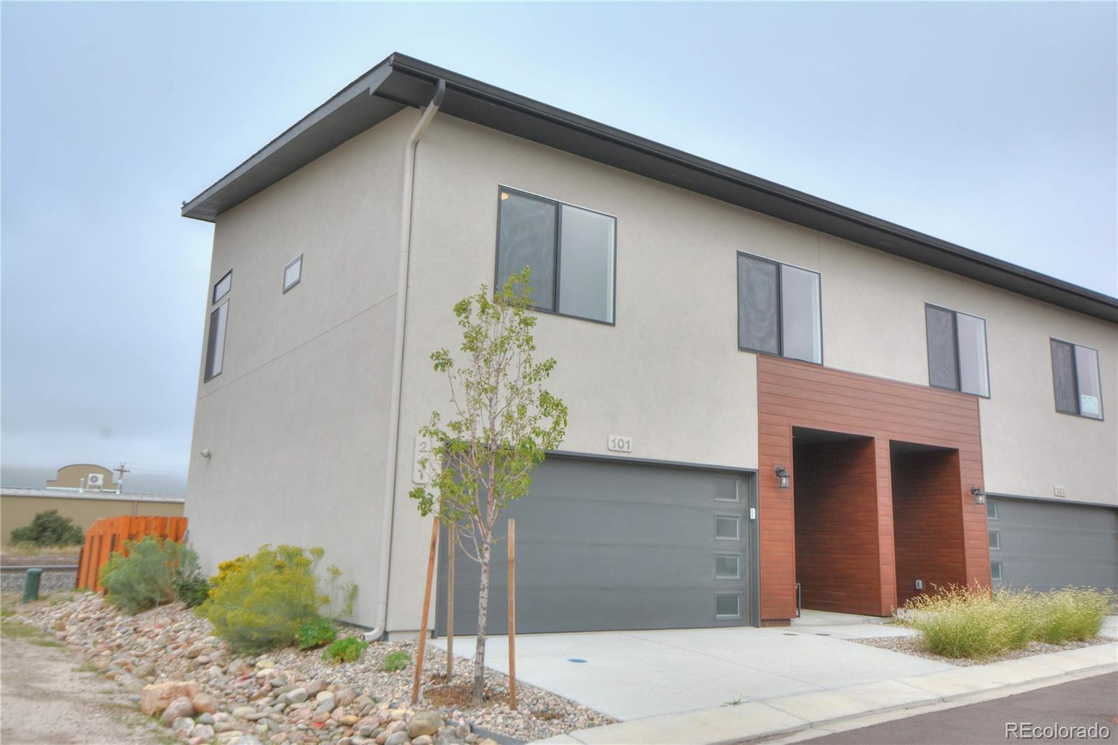 241 Front Street Unit 101