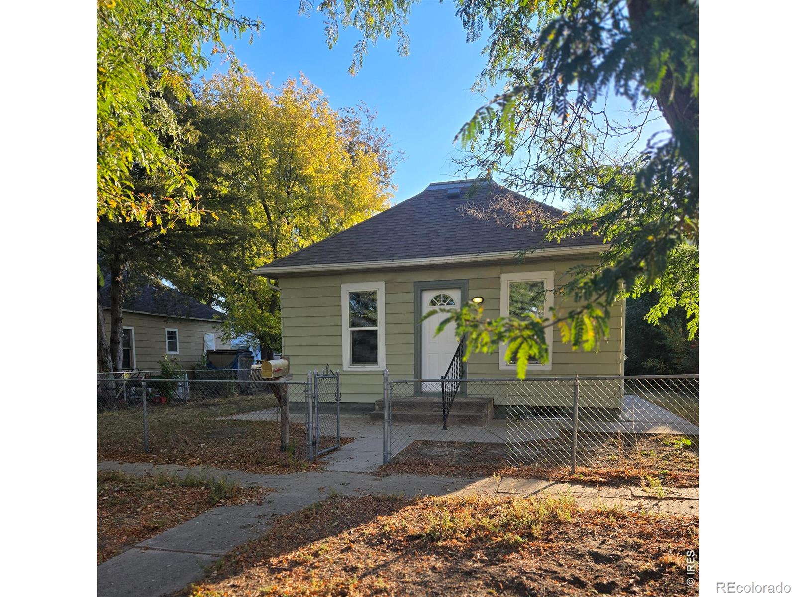 205 S Curtis Street