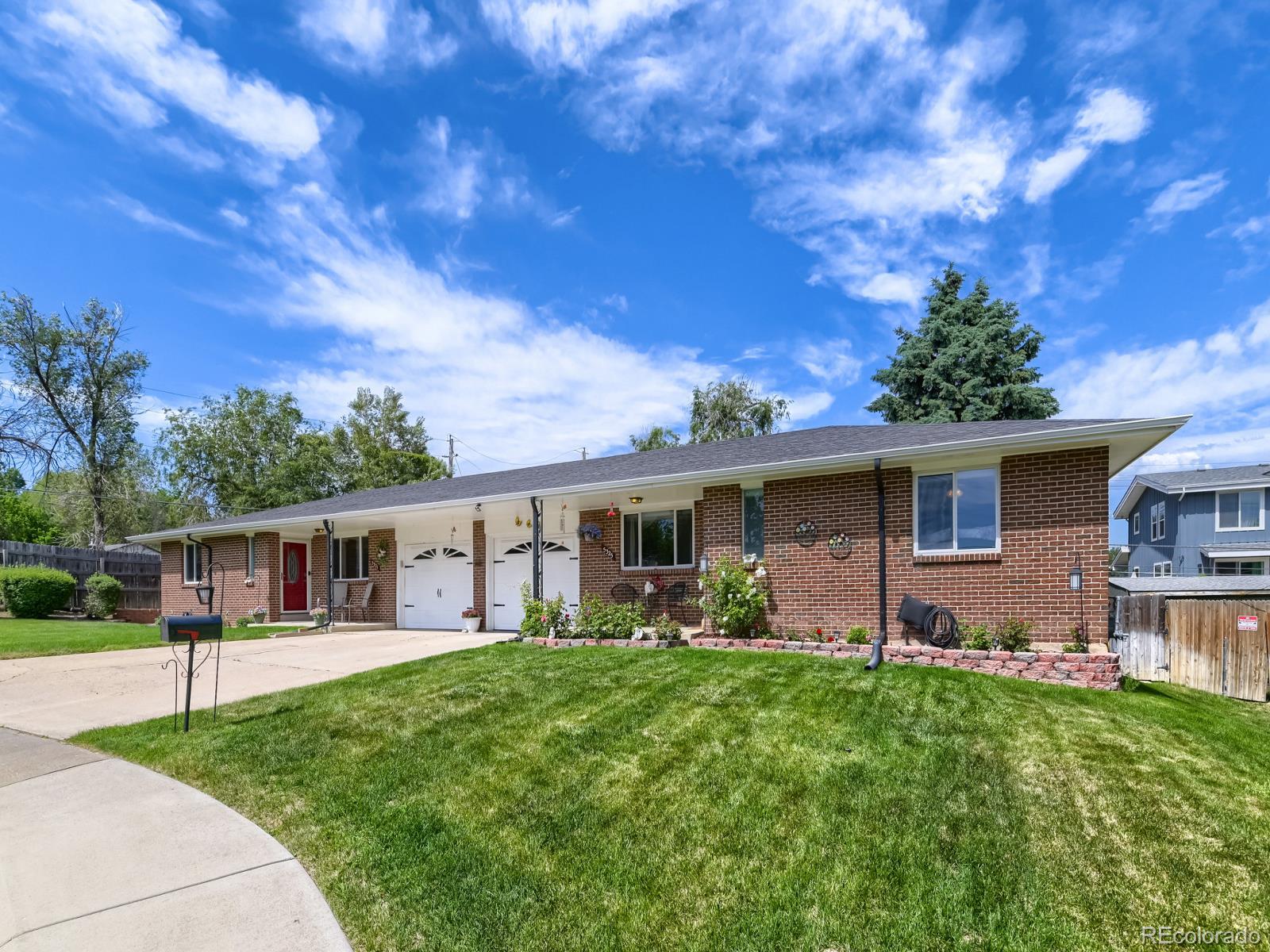 5325 King Court