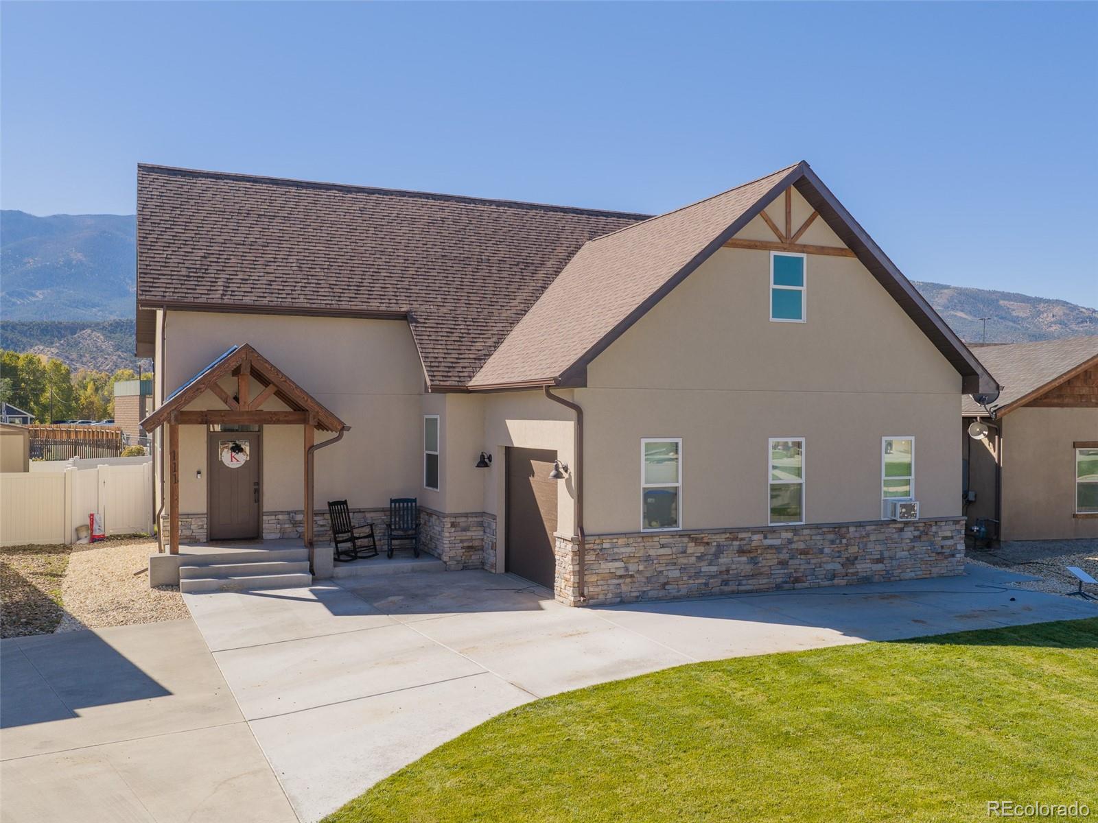 111 Starbuck Circle