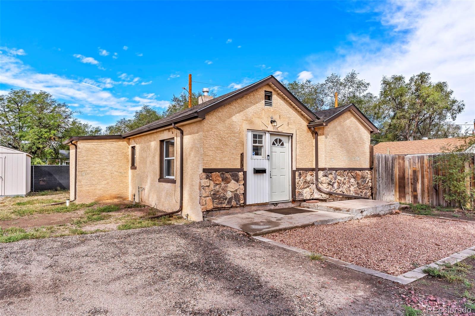 2831 Cedar