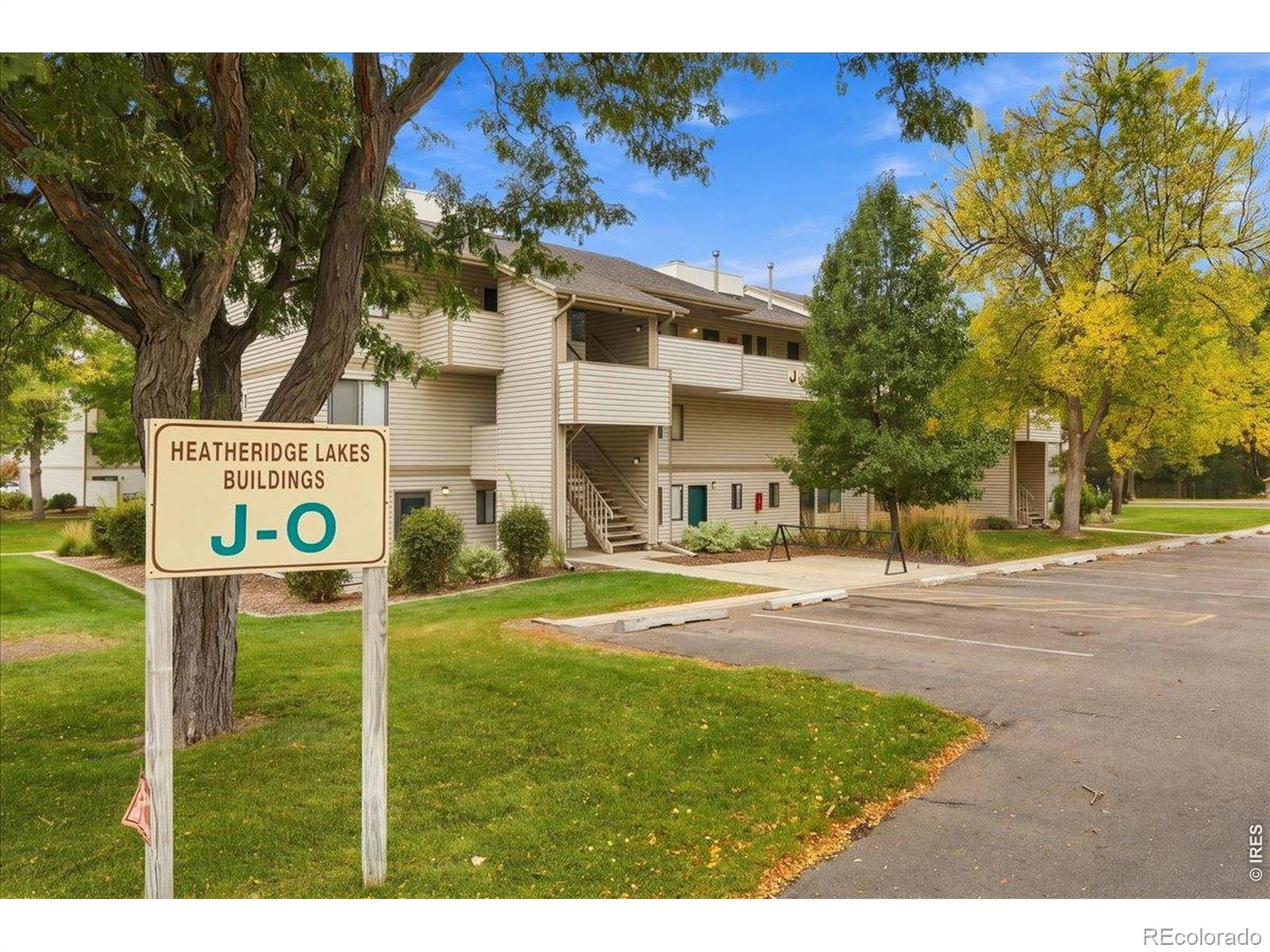1705 Heatheridge Road Unit 203