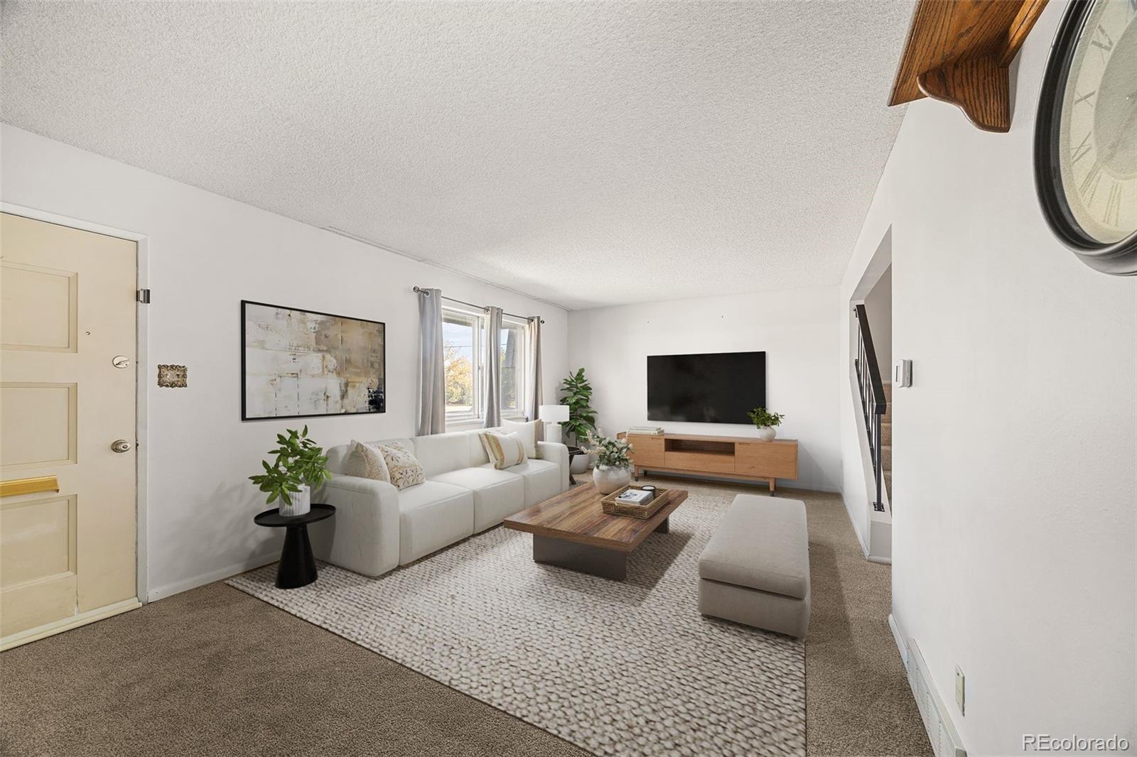8613 Santa Fe Drive