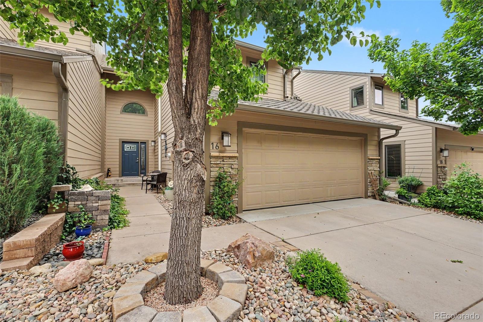 16 Woodbridge Drive