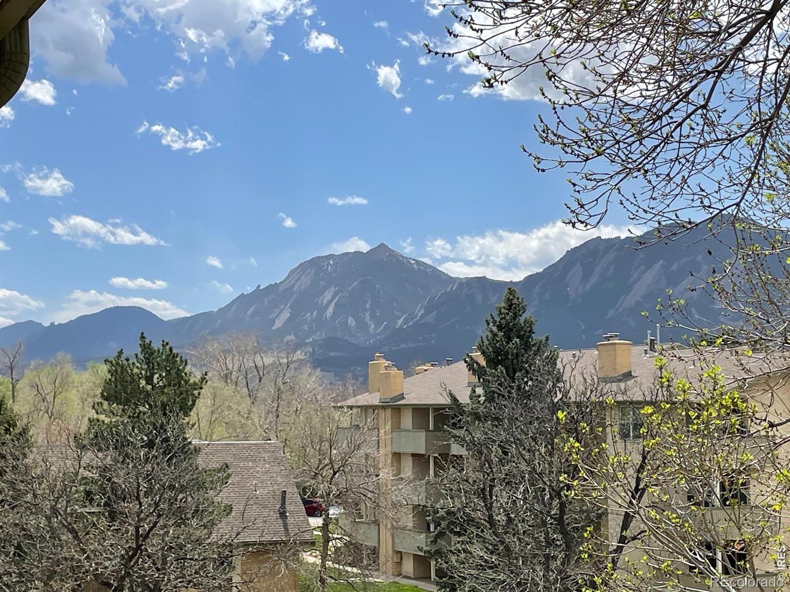 3035 Oneal Parkway Unit 33V