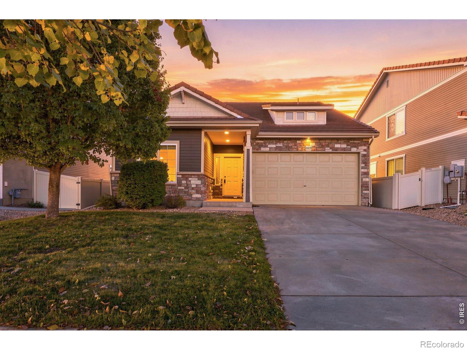 3559 Maplewood Lane