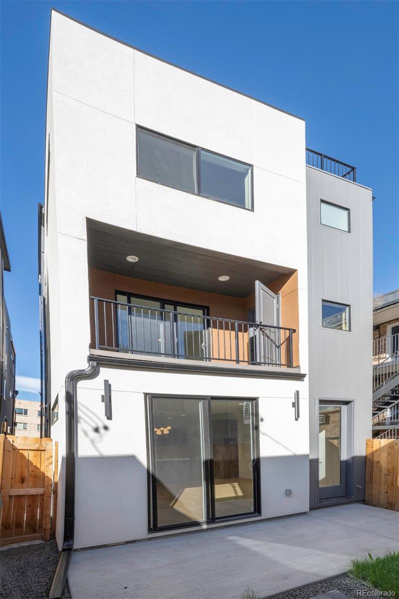 838 N Cherry Street Unit 2