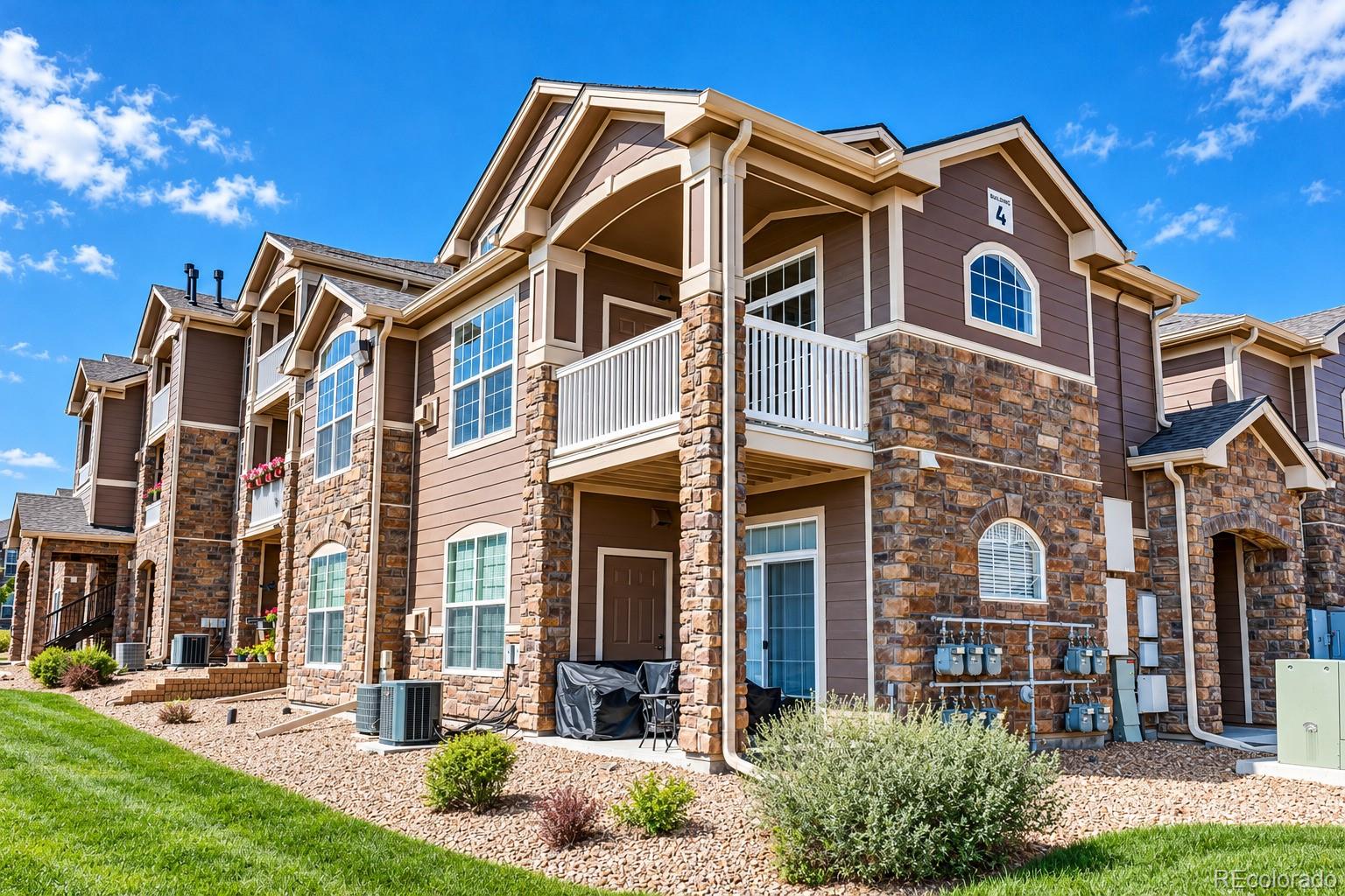7440 S Blackhawk Street Unit 4-208