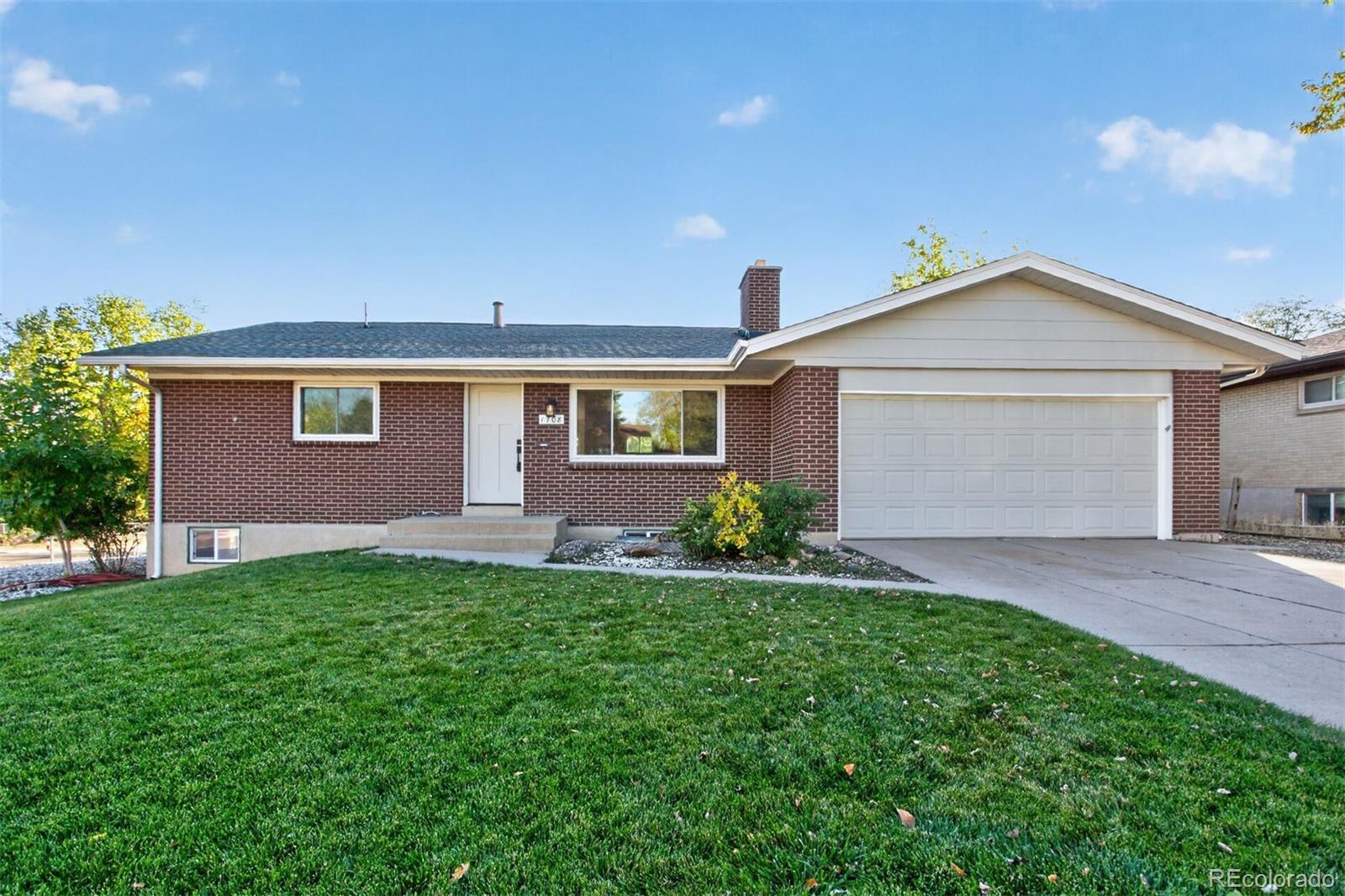 1708 S Van Gordon Court