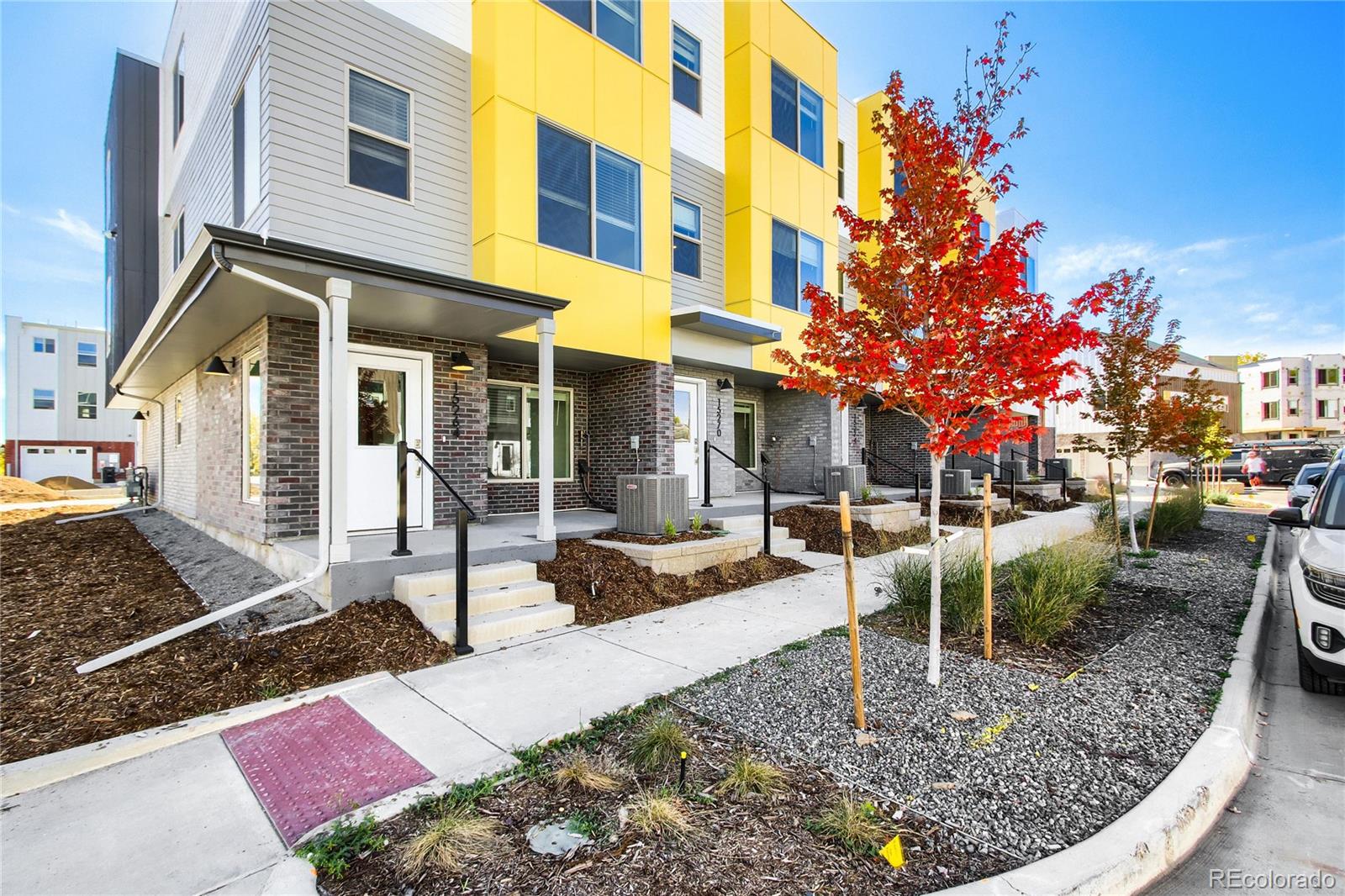 15274 W 68th Place