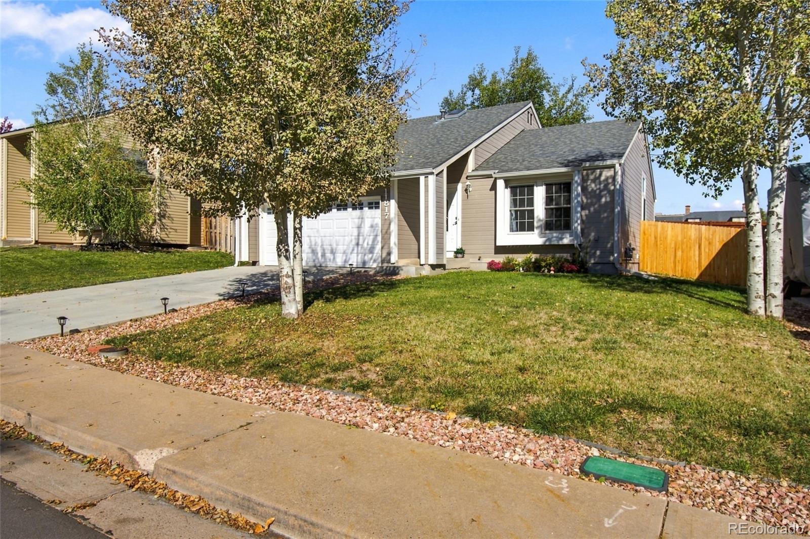 11817 W Bowles Circle
