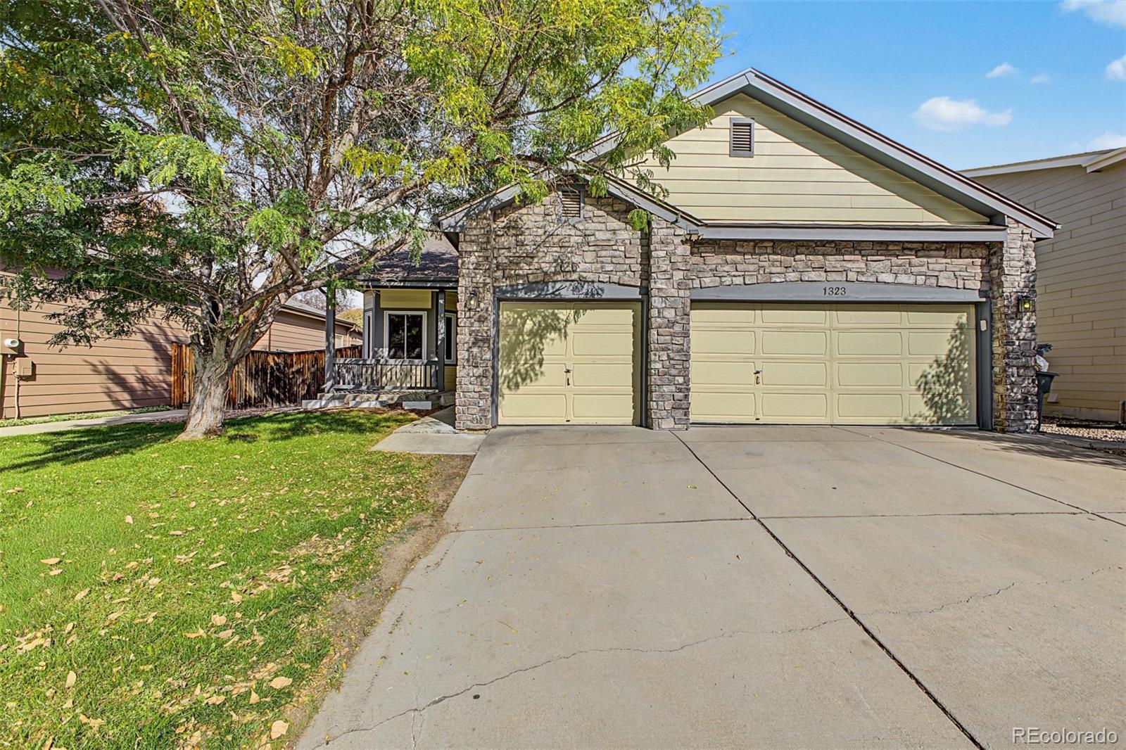 1323 W 111th Place