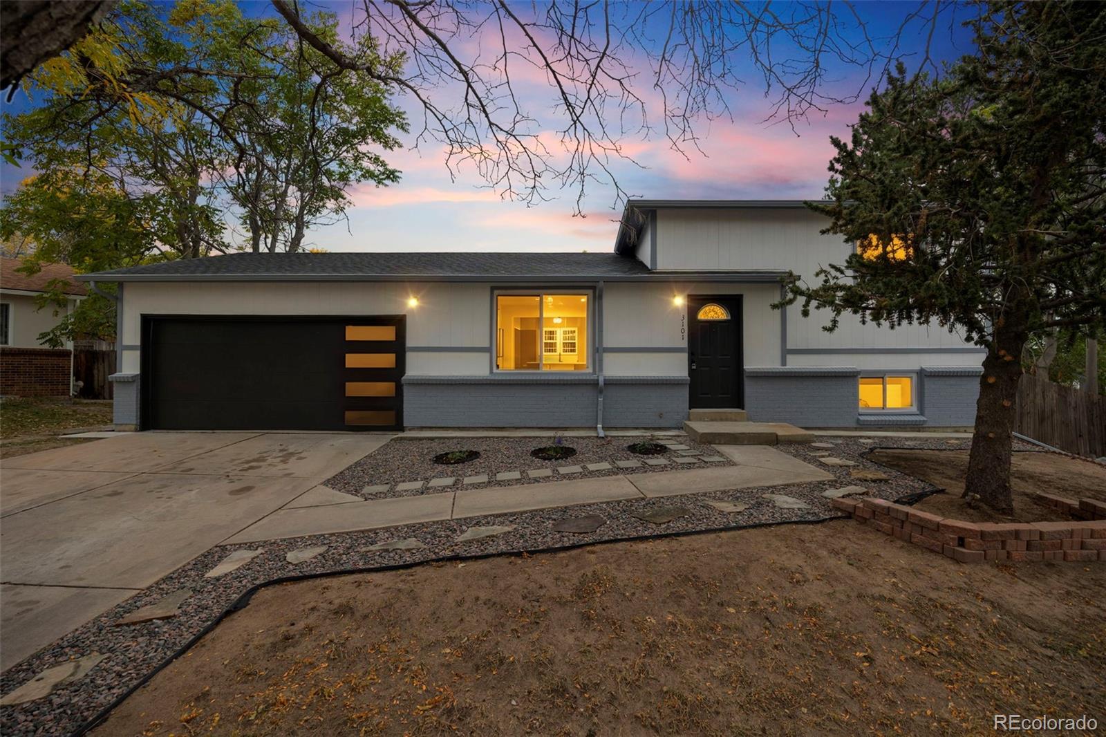 3101 S Joplin Court