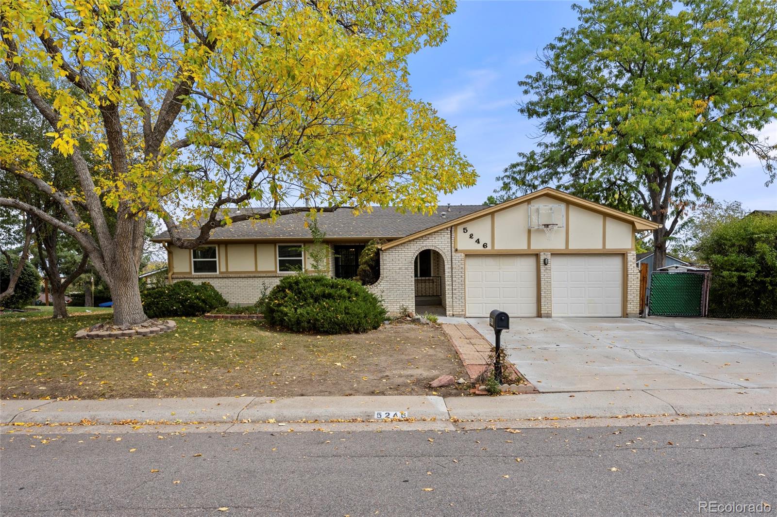 5246 S Perry Court