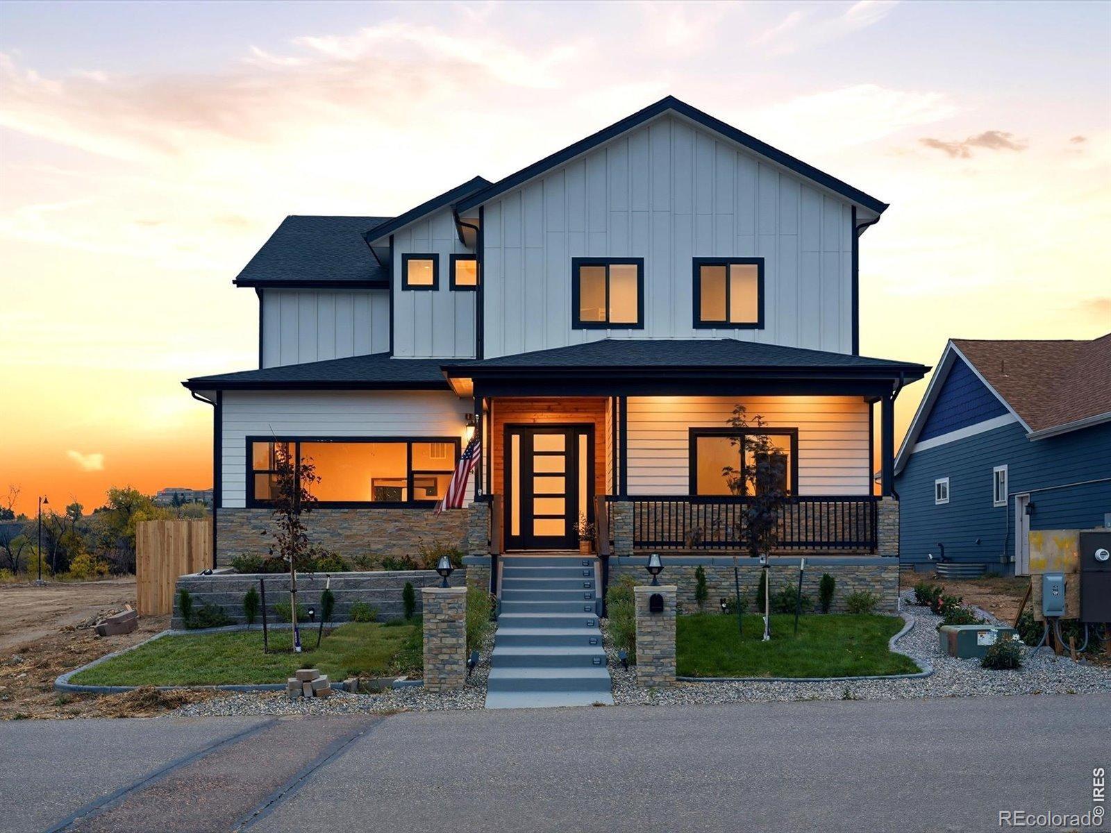 204 W Maple Street