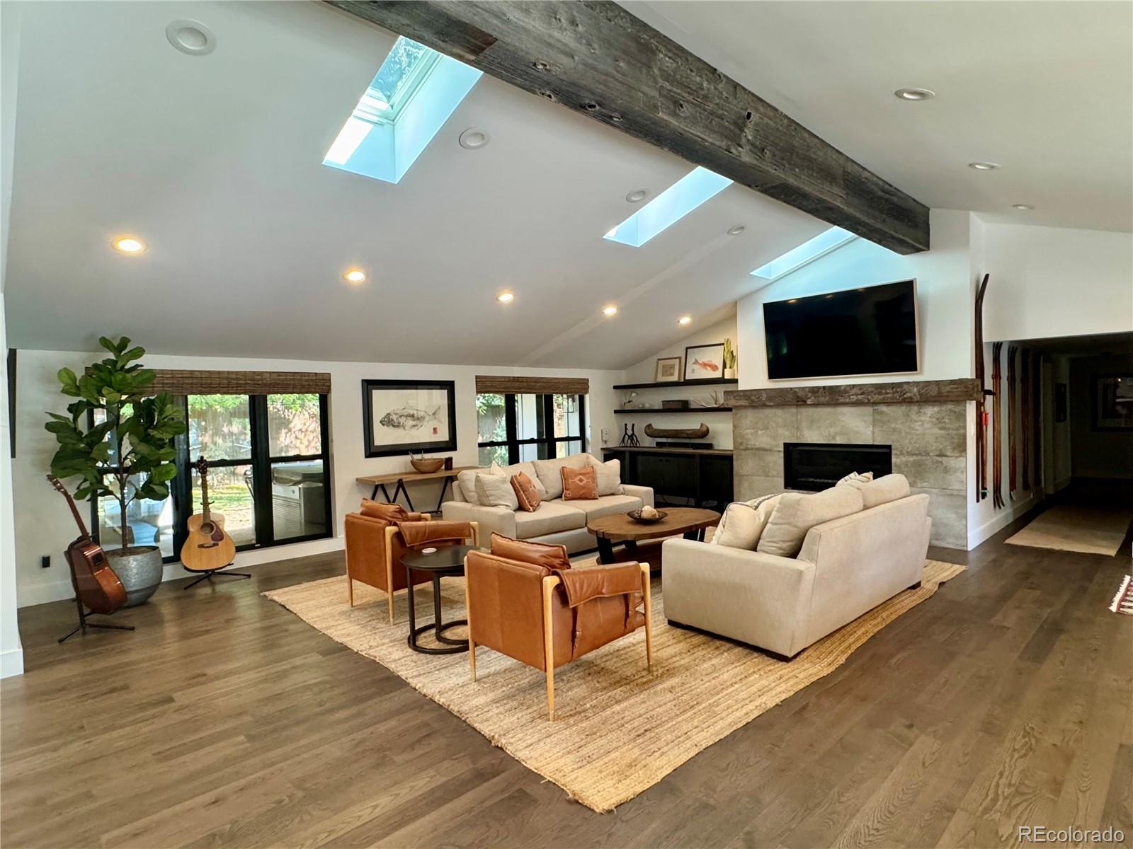4677 W Wagon Trail Road