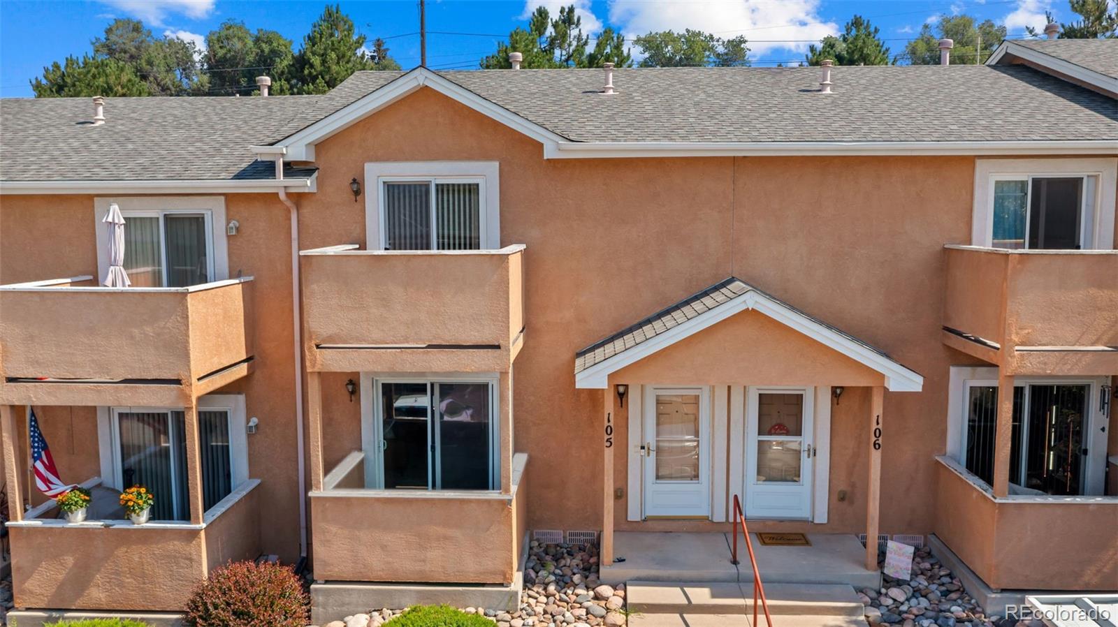 2280 E La Salle Street Unit 105