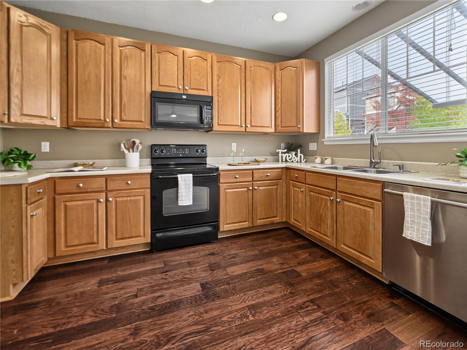 6860 S Algonquian Court