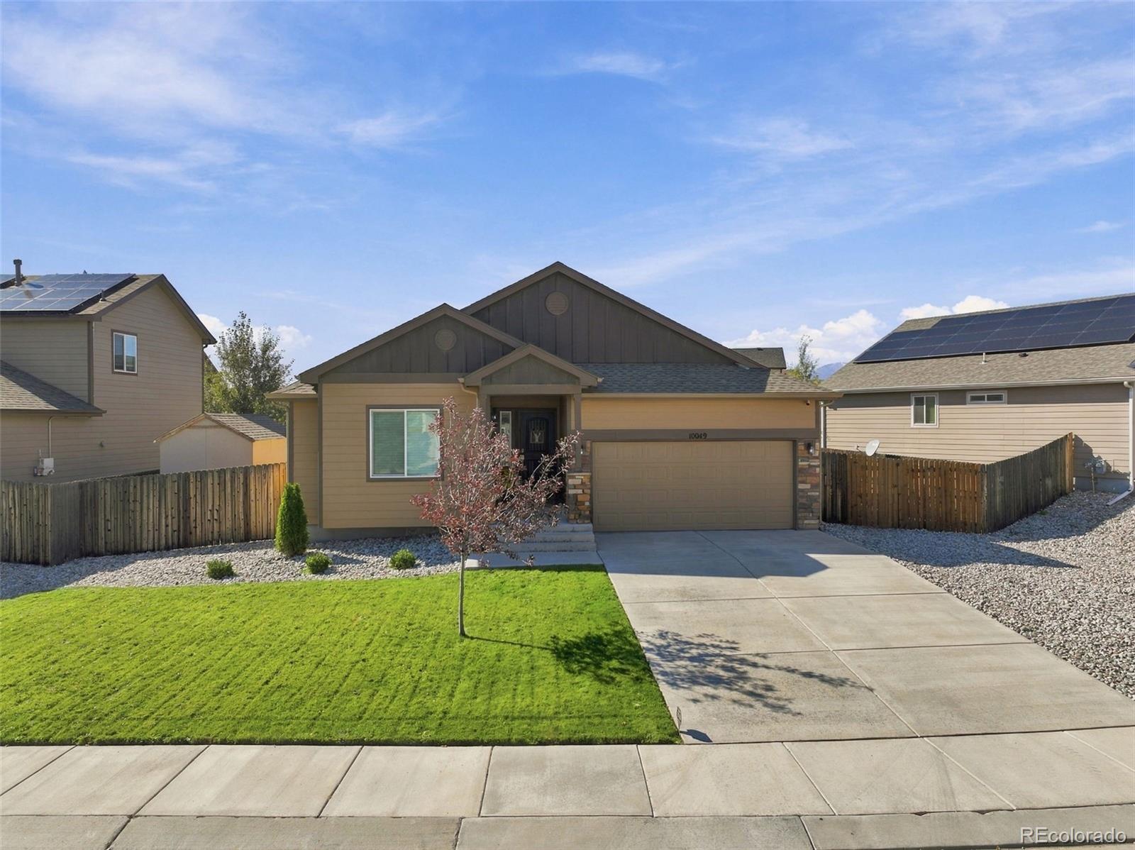 10049 Thunderbolt Trail