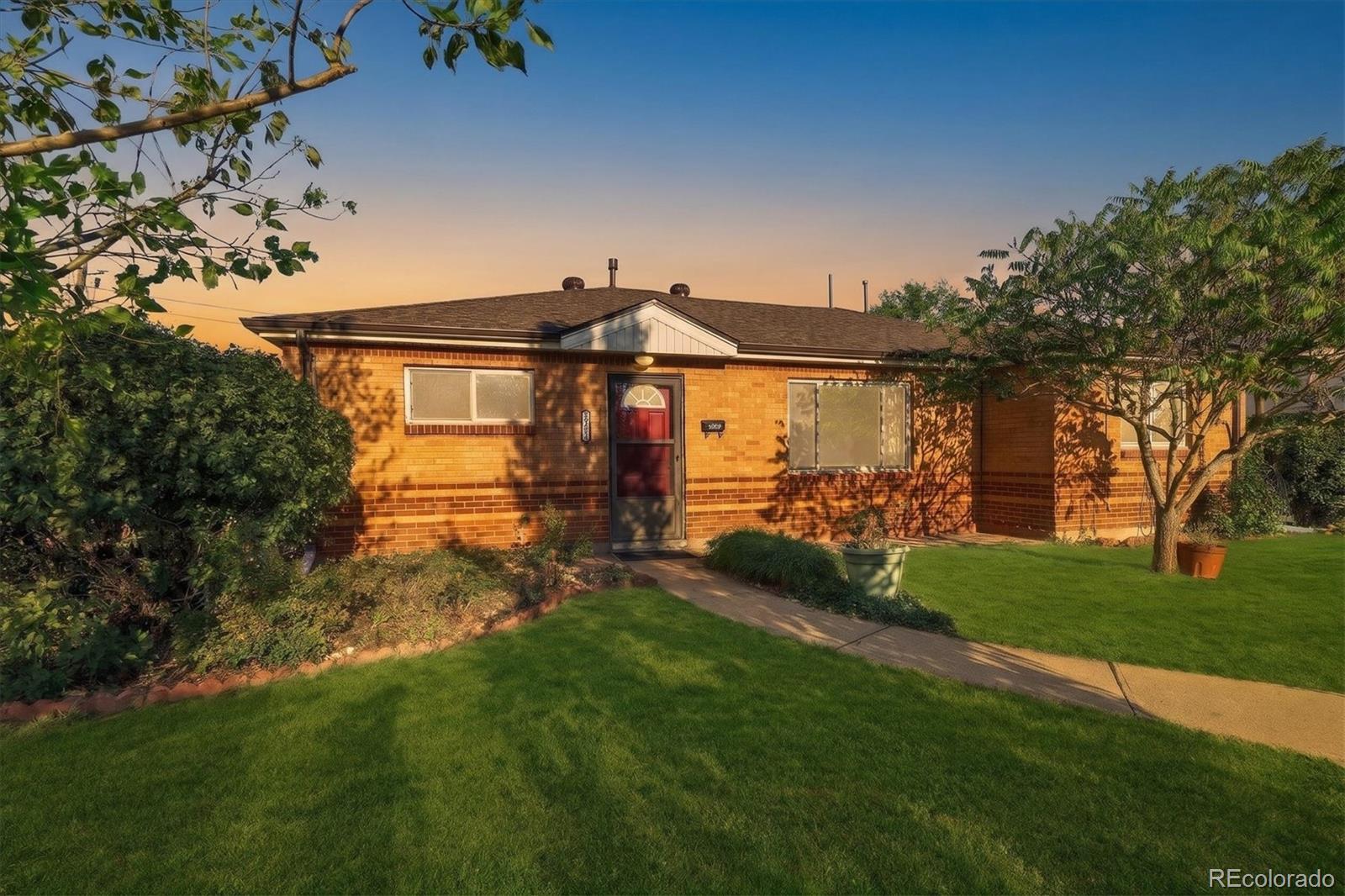 1631 Carrol Court