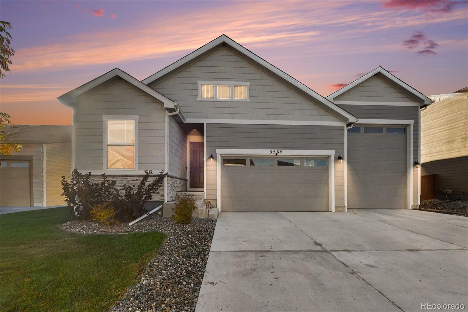5569 Bay Hill Drive